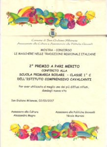 Attestato conferito alla classe prima c della scuola primaria Gianni Rodari che si sono classificati al secondo posto per aver utilizzato al meglio uno dei più diffusi rifiuti, dandogli una nuova vita